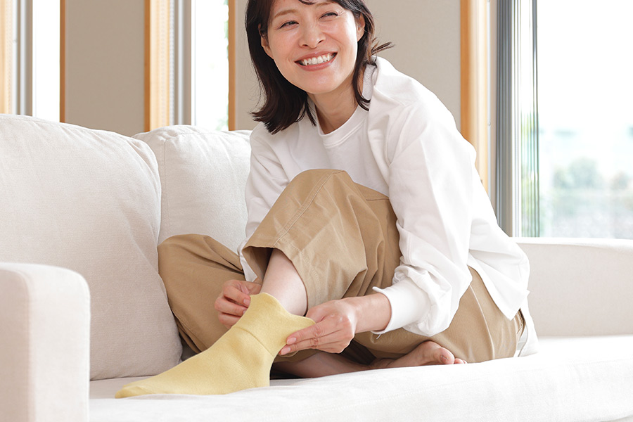 足首ゆったり、しめつけない靴下